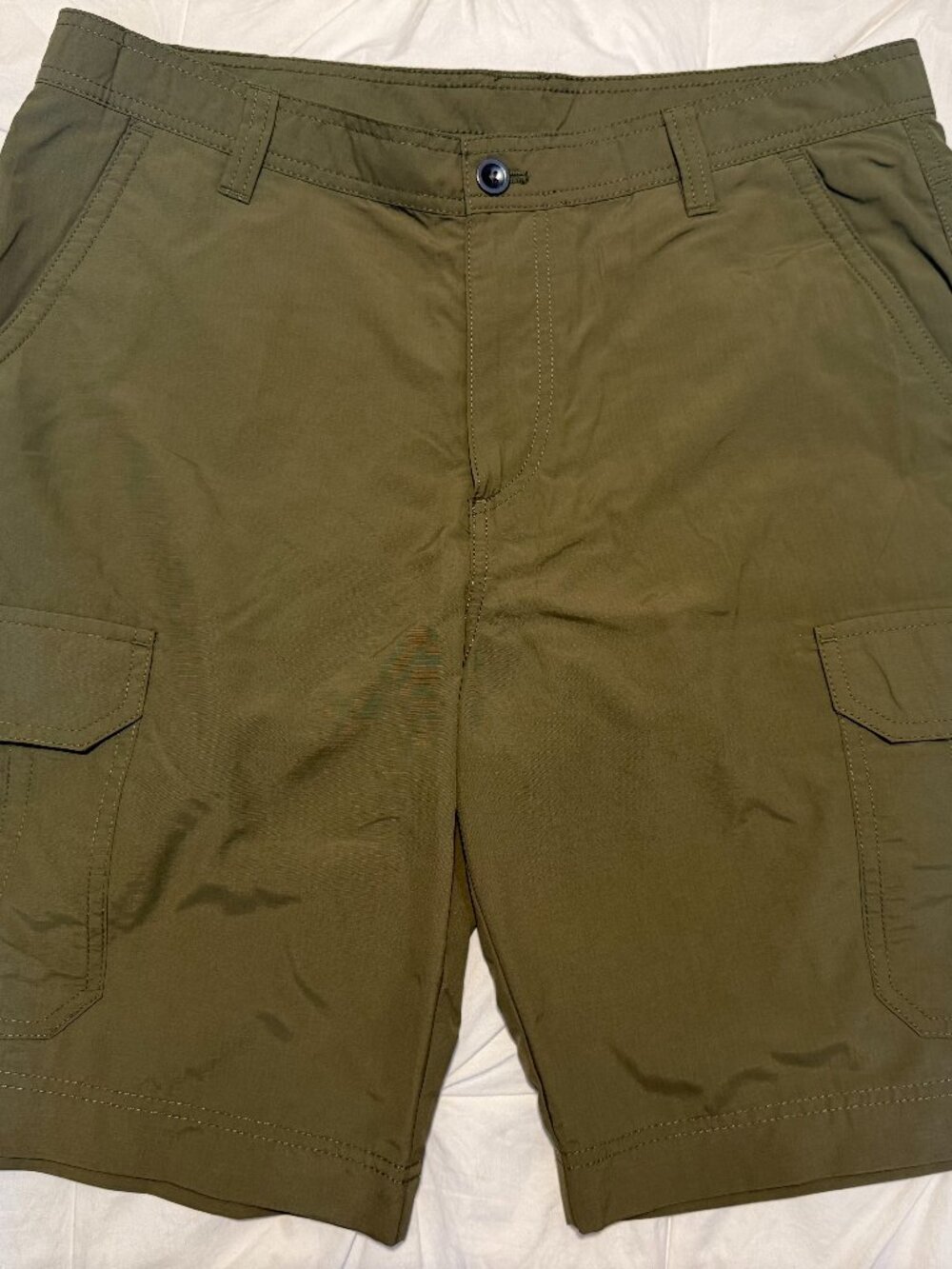 Men's BASS Hiking, Fishing, Travel Shorts, Dark Green, Size 34